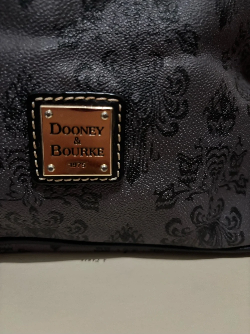 Dooney & Bourke sleek dooney